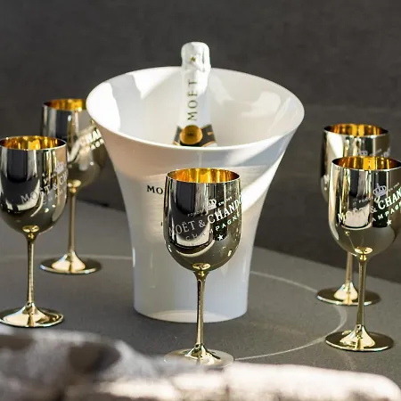 Diamond Two Bedroom Apartament *