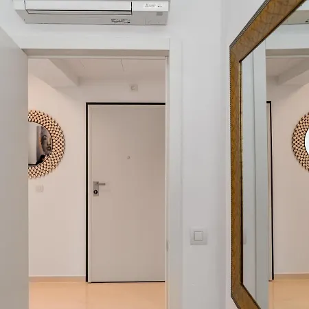 Diamond Two Bedroom 아파트