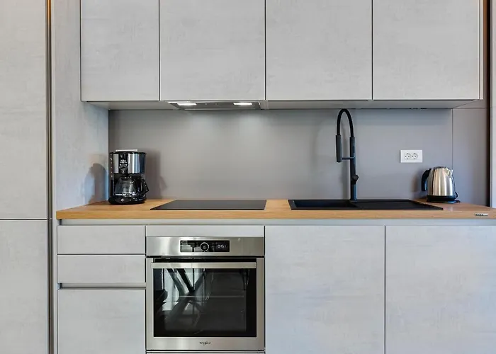 Diamond Two Bedroom Appartement *